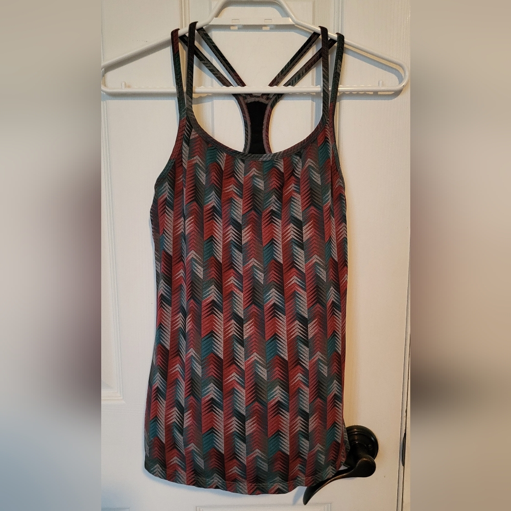 Fabletics Red and Blue Sleeveless Tank Top